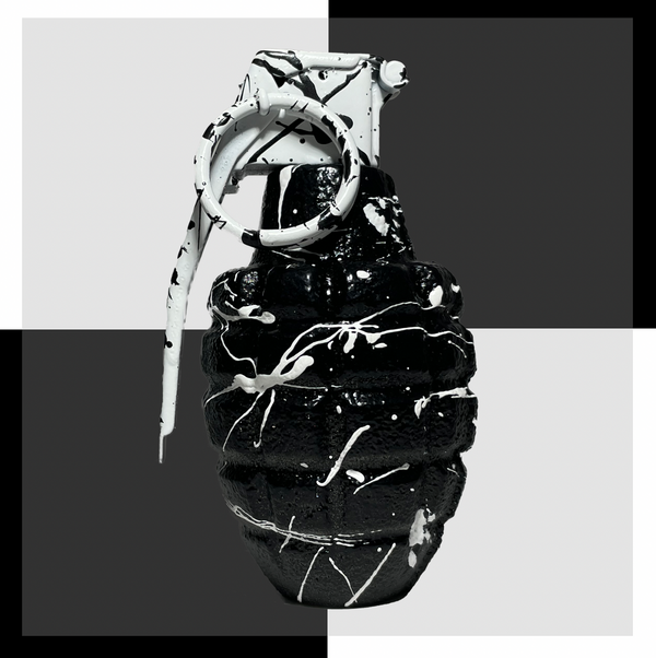 AOW Grenade - "Cookies & Cream"